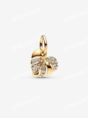 Pandora Sparkling Monstera Leaf Dangle Charm
